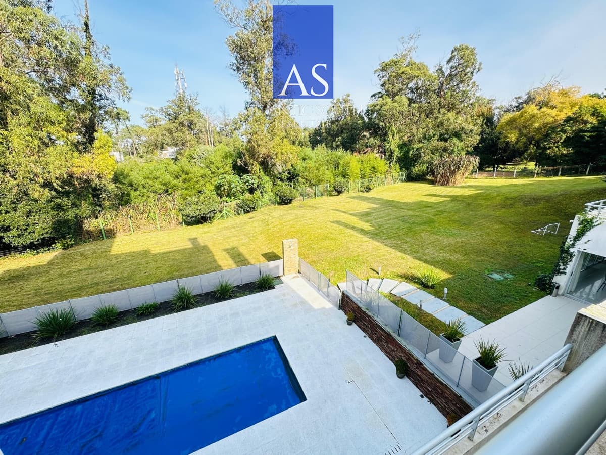 Apartamento en venta 2 dormitorios, Altos del Golf, Playa Brava!