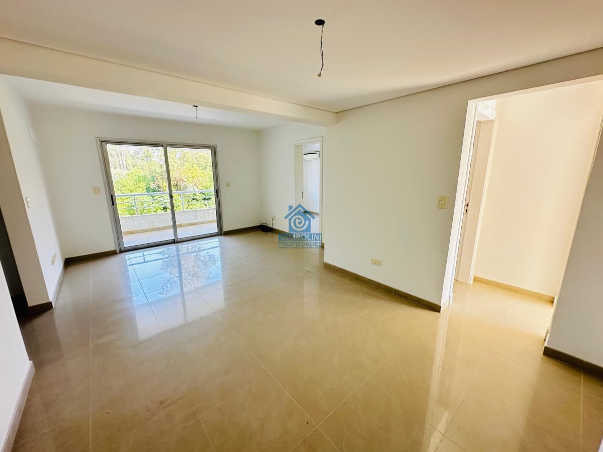 Apartamento ID.651 - Apartamento en venta 2 dormitorios, Altos del Golf, Playa Brava!