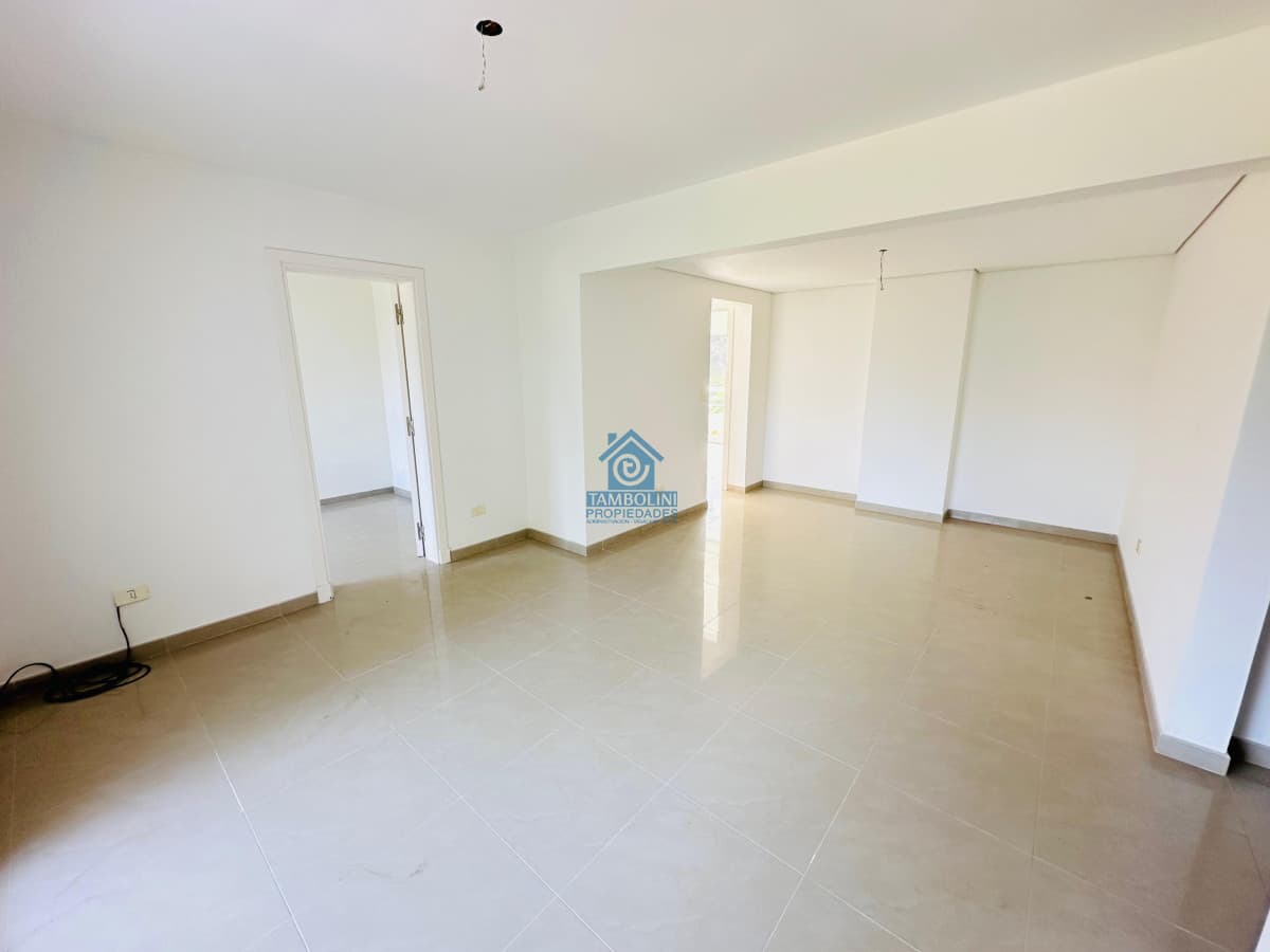 Apartamento ID.651 - Apartamento en venta 2 dormitorios, Altos del Golf, Playa Brava!