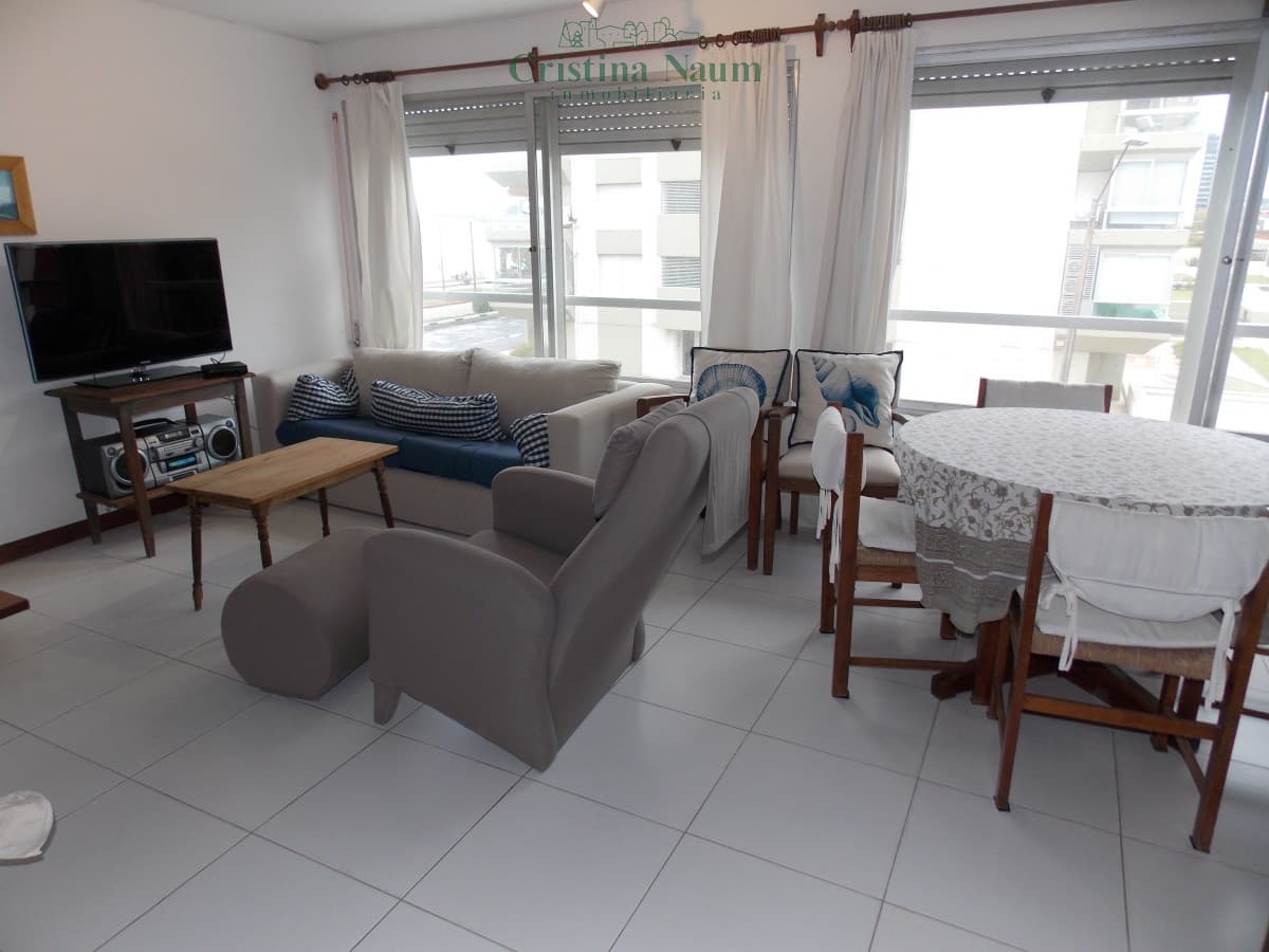 DUPLEX MUY BIEN UBICADO