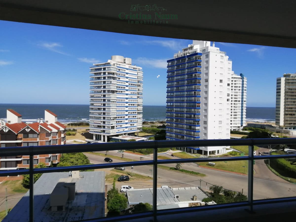 Apartamento a mts del mar zona Brava