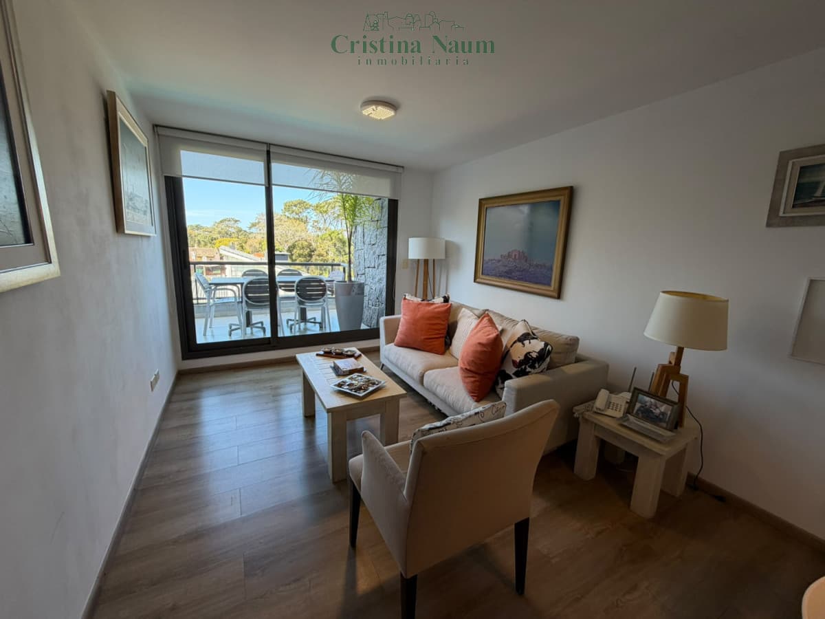 APARTAMENTO EN PEDRAGOSA SIERRA, RODEADO DE BOSQUE Y LOS MEJORES RESTAURANTES Y CAFETERÍAS !!