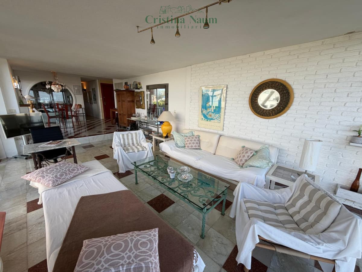 BRAVA - APARTAMENTO FRENTE AL MAR