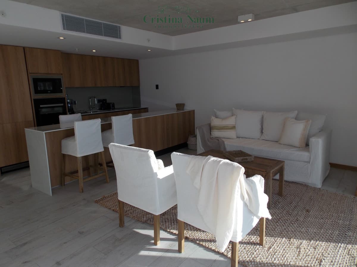 BRAVA - EDIFICIO SURFSIDE PUNTA DEL ESTE
