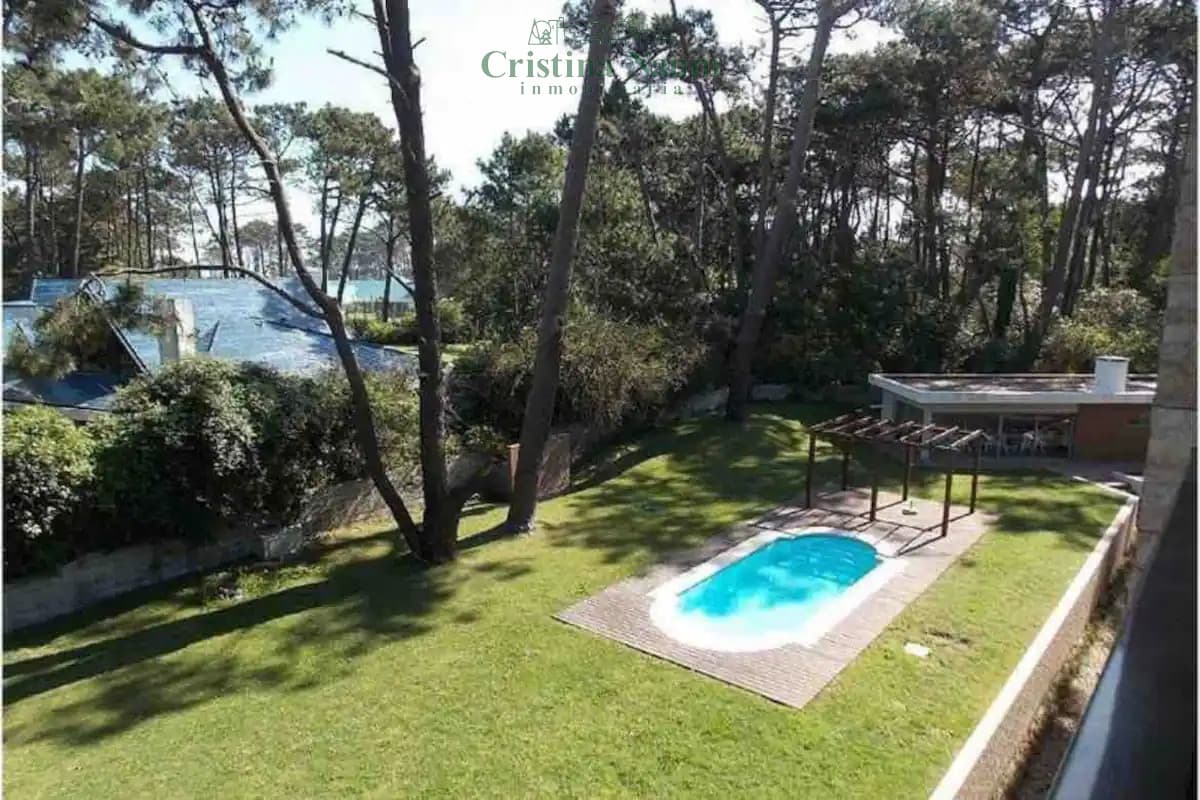 RINCON DEL INDIO - apto a 1 cuadra del mar brava
