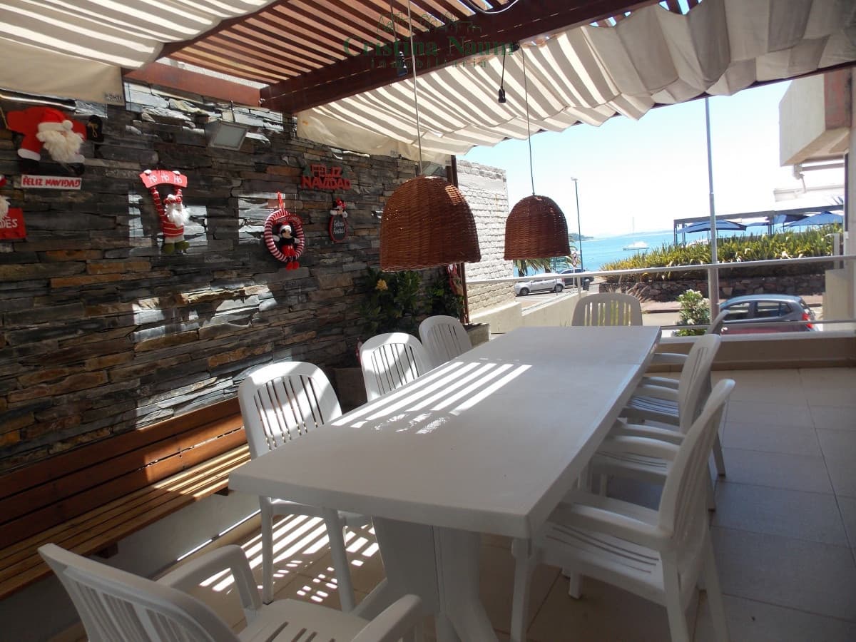PUERTO, APARTAMENTO TIPO CASA, JARDIN, PISCINA Y BARBACOA PROPIAS