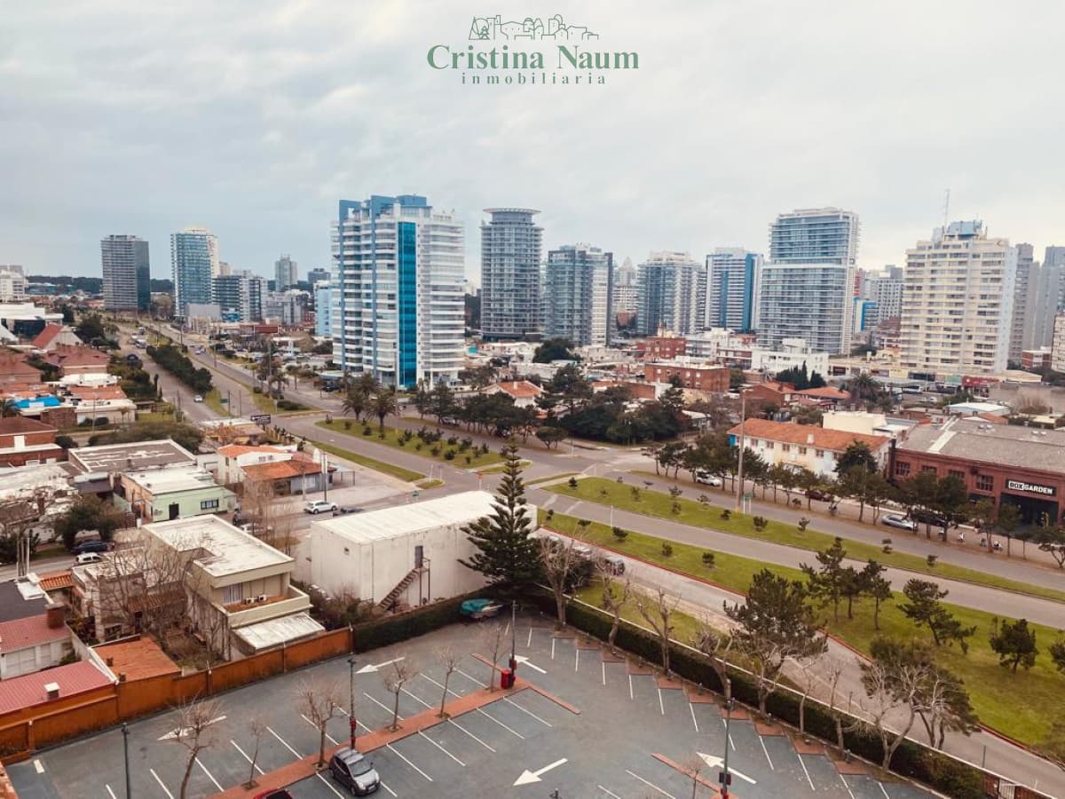 PARADA 1 MANSA , EDIF CON SERVICIOS  IMPECABLE