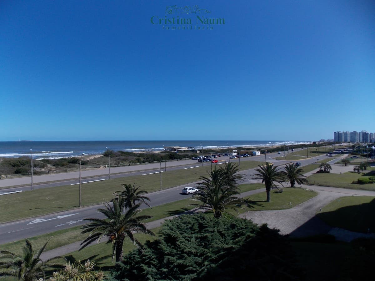 APARTAMENTO FRENTE AL MAR EN SAN RAFAEL