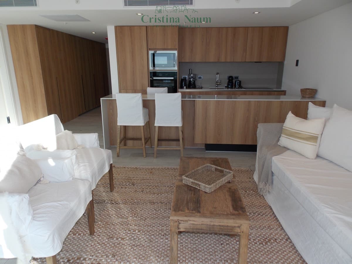 BRAVA - EDIFICIO SURFSIDE PUNTA DEL ESTE