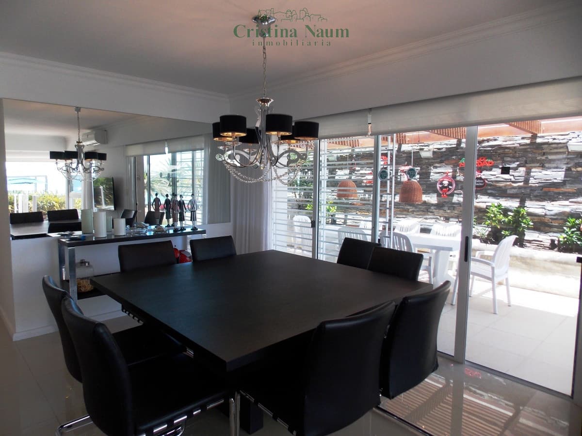 PUERTO, APARTAMENTO TIPO CASA, JARDIN, PISCINA Y BARBACOA PROPIAS