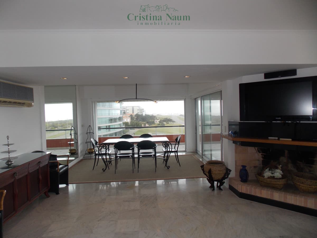 PENT HOUSE/DUPLEX FRENTE AL MAR