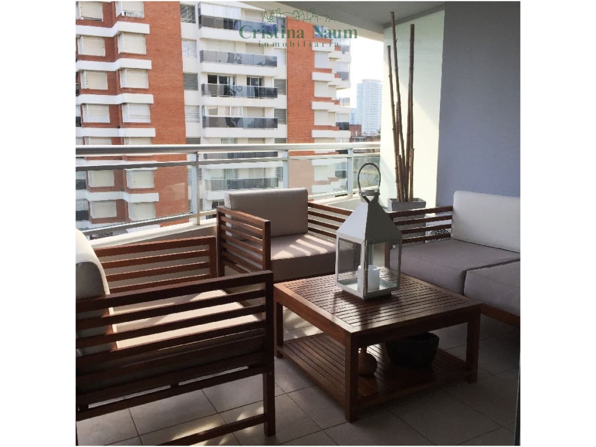 Apartamento en Brava, 3 dormitorios *