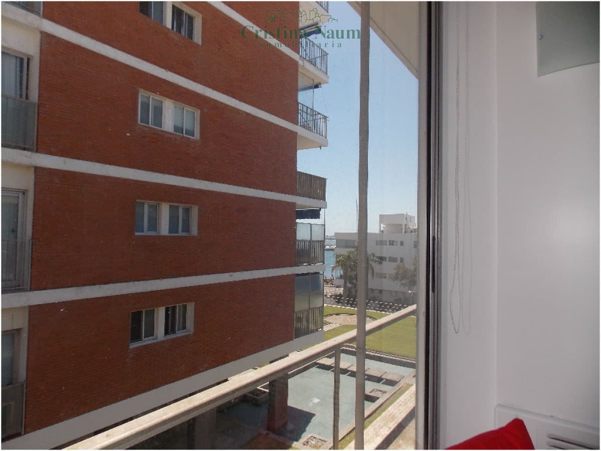 Apartamento en Peninsula, 2 dormitorios *