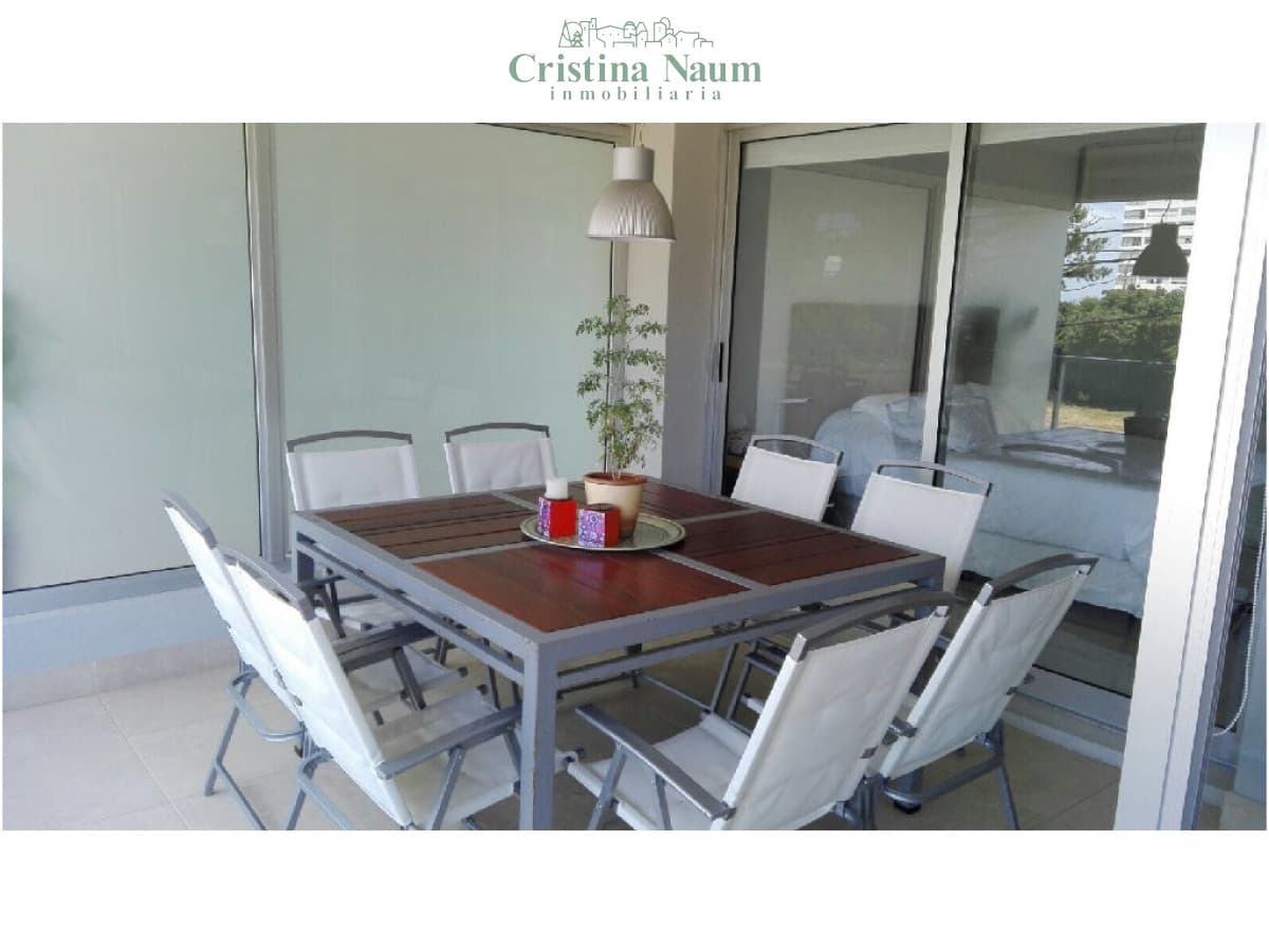 Apartamento en Mansa con parrillero propio