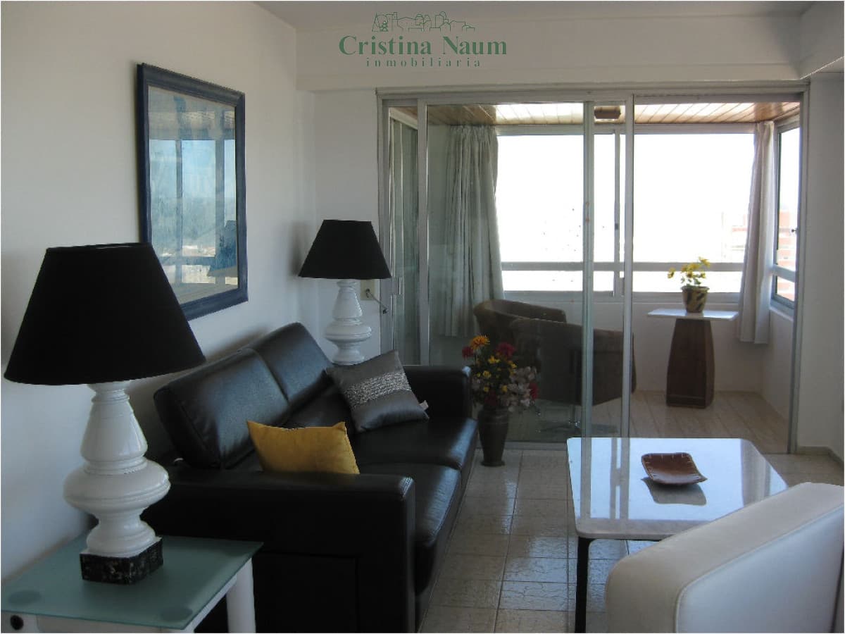 Apartamento en Peninsula, Piso alto