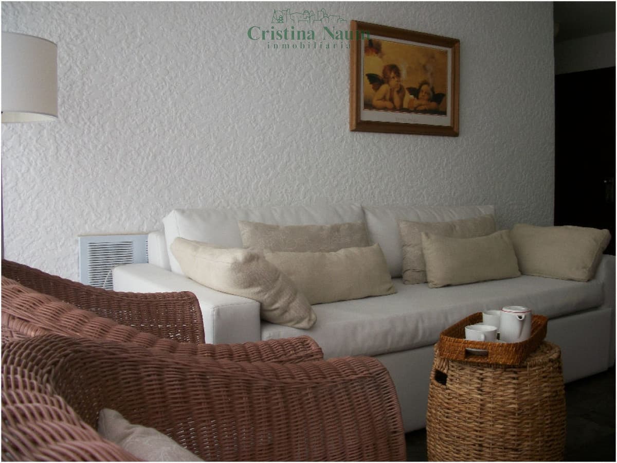 Apartamento en Brava, 1 dormitorios *