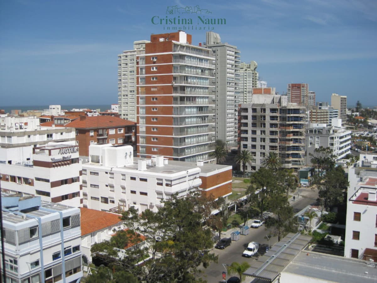 Peninsula, vista al Puerto