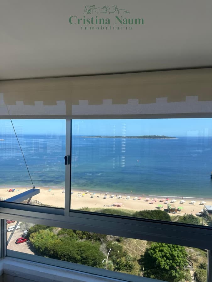 Malecon IV Playa mansa con servicios