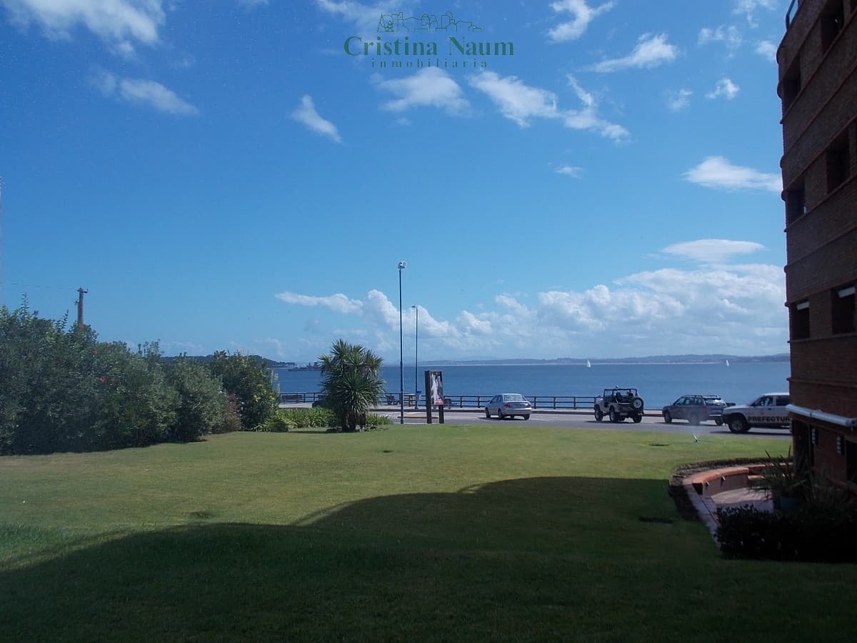 PENINSULA -RAMBLA MANSA IMPECABLE CON VISTA!!!!