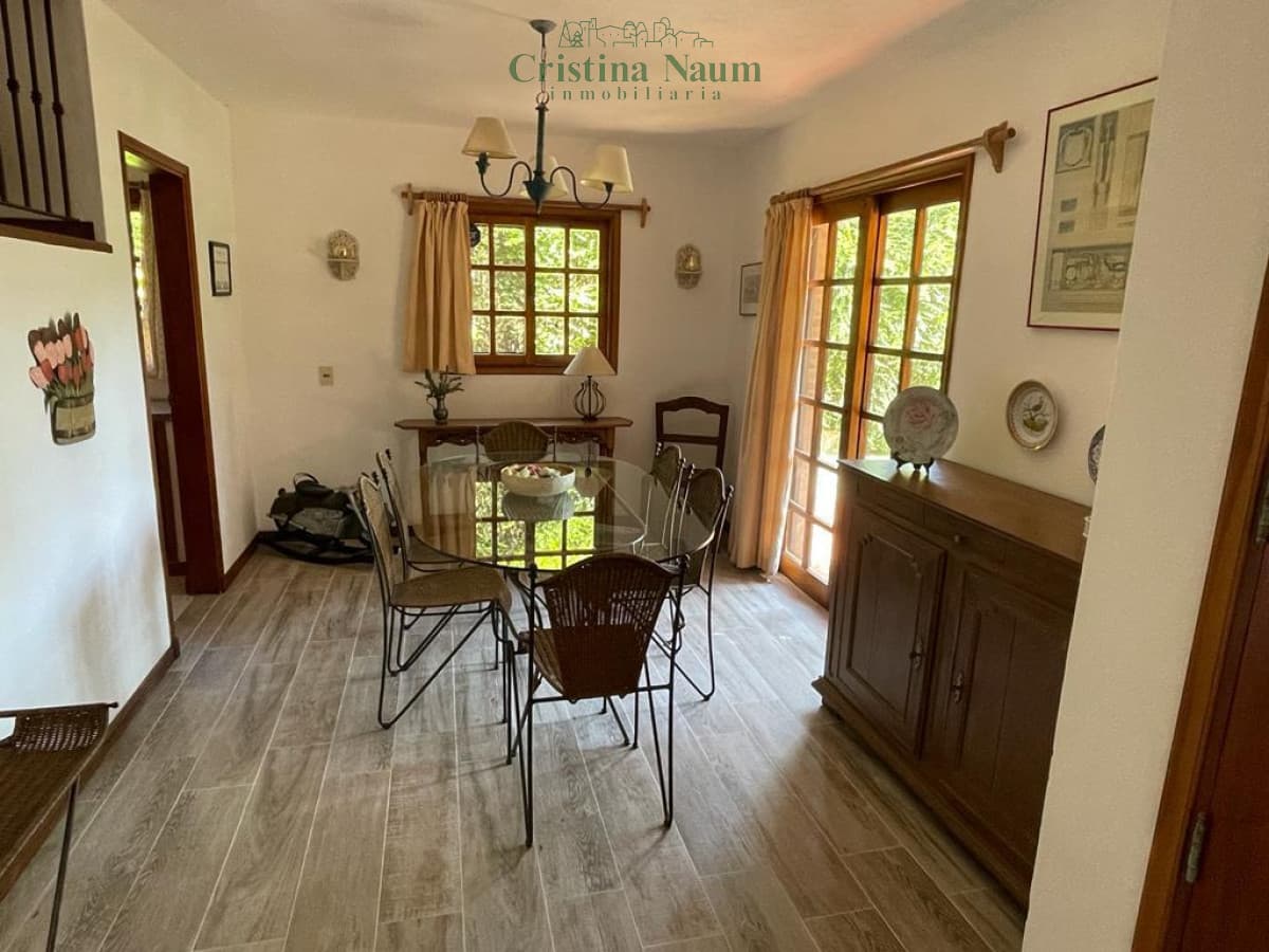 Rincón del Indio, casa con buena capacidad