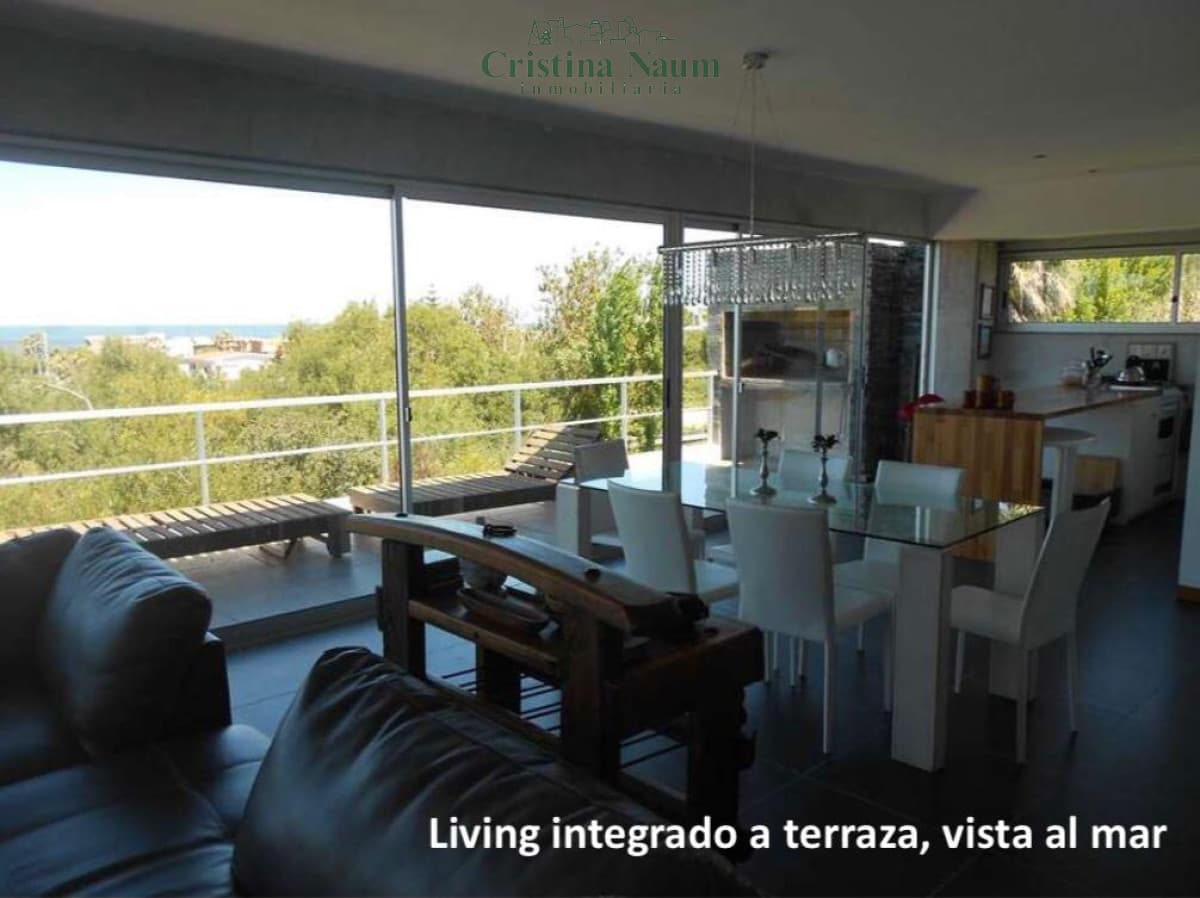 casa en Altos de Punta Piedras