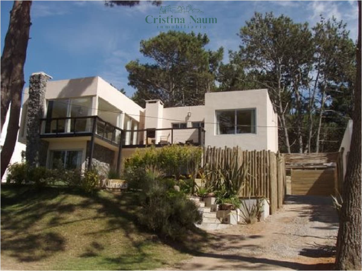 Casa en Montoya a pocos metros del mar