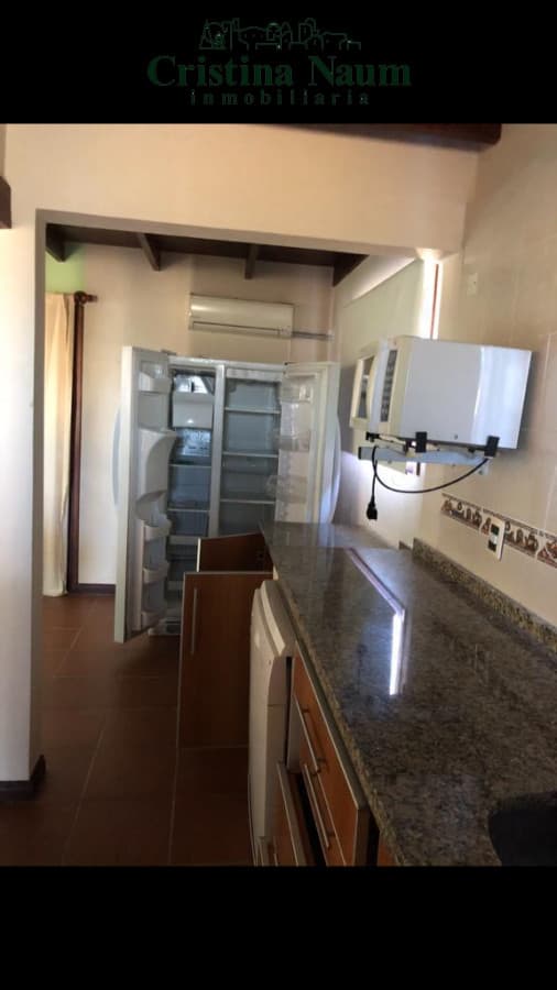MUY LINDA CASA EN Bo. BS AS A PASOS DE LA RUTA 10