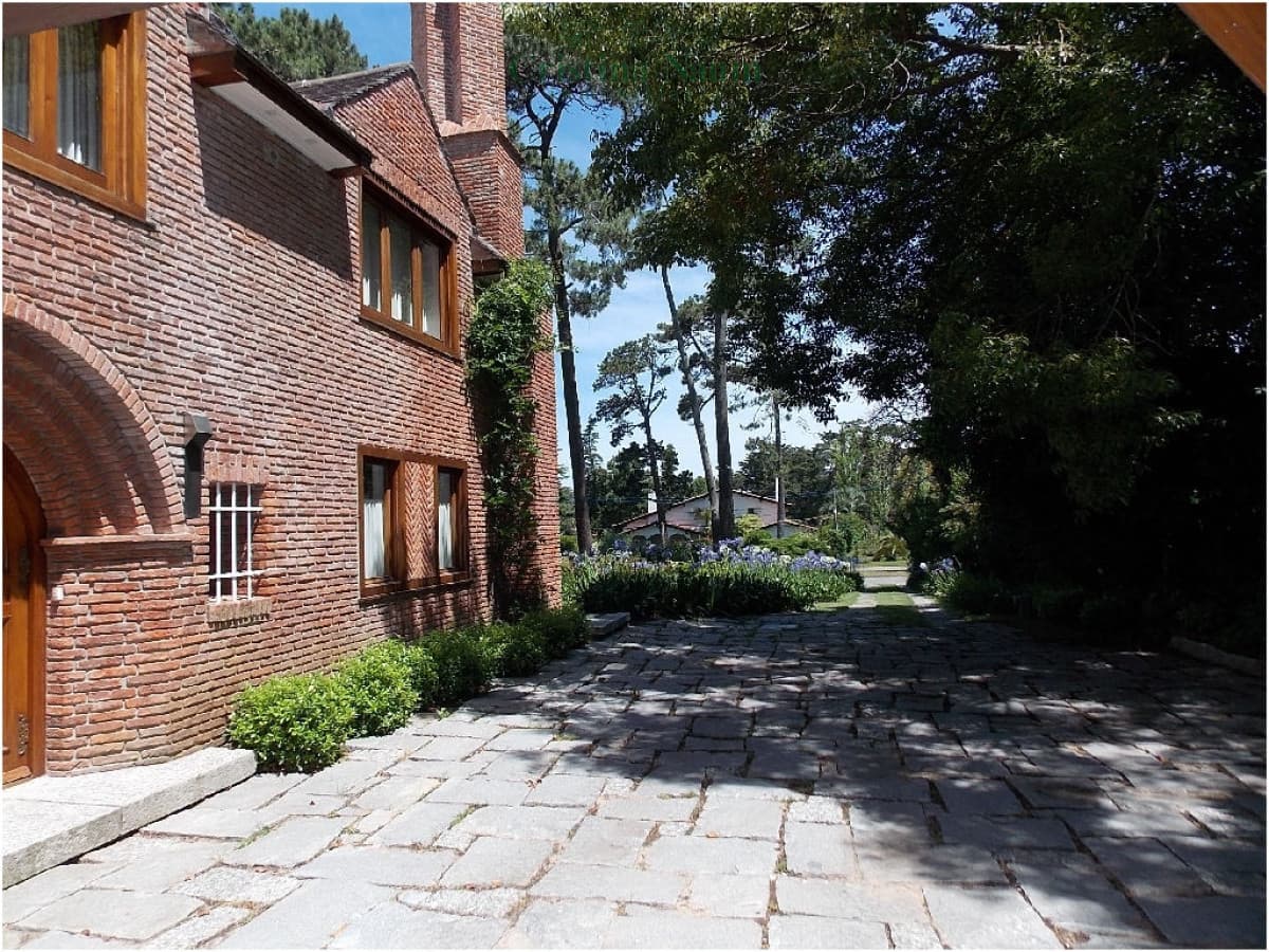 Espectacular Casa en Golf,