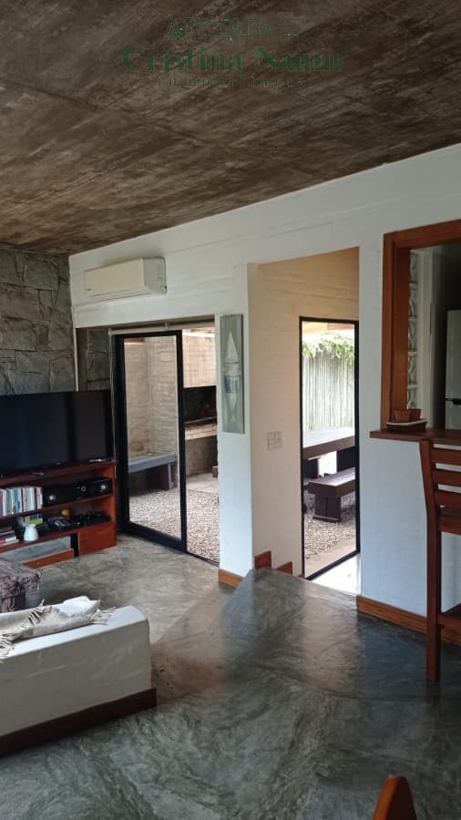 Muy linda casa en Montoya