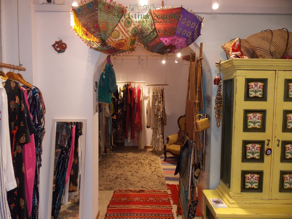 2 LOCALES JUNTOS EN GALERIA
