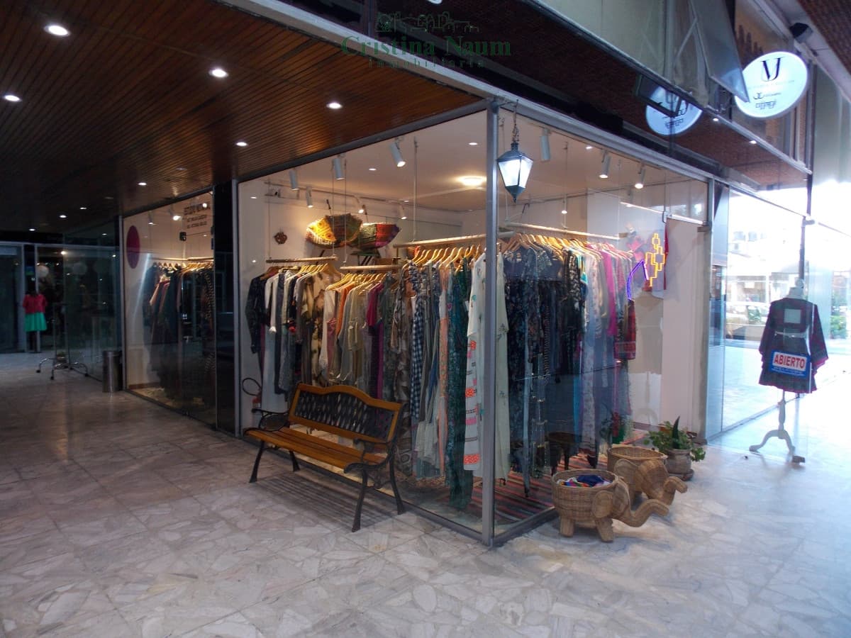 2 LOCALES JUNTOS EN GALERIA