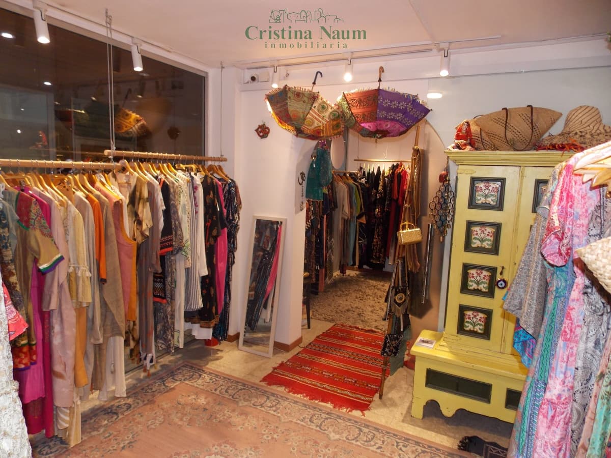 2 LOCALES JUNTOS EN GALERIA