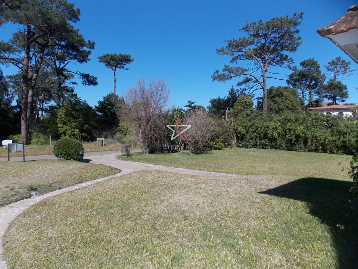 CASA, 5 DORMITORIOS, 5 BAÑOS, PUNTA DEL ESTE, VENTA - Bintang Propiedades