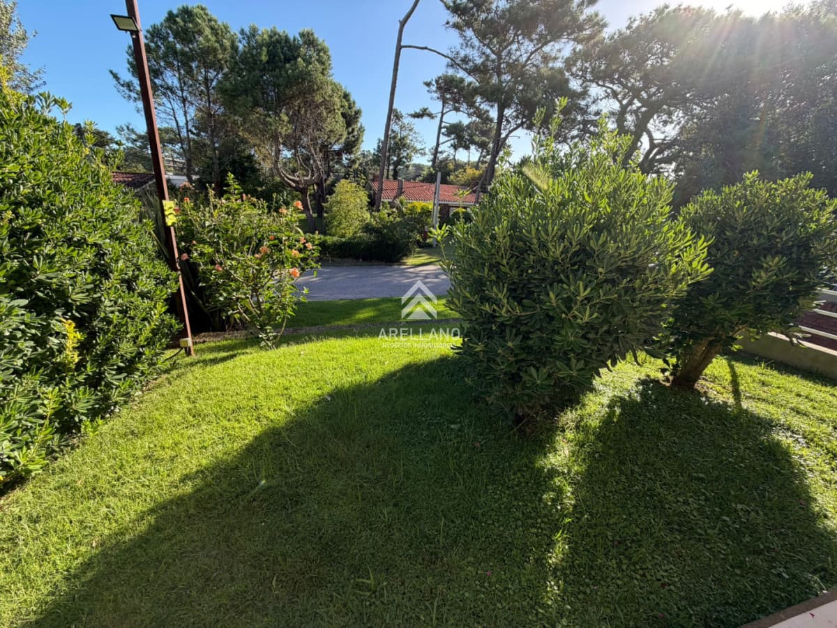 Apartamento ID.6113 - Venta Apartamento 1 dormitorio en Rincón del Indio, a 1 cuadra del mar