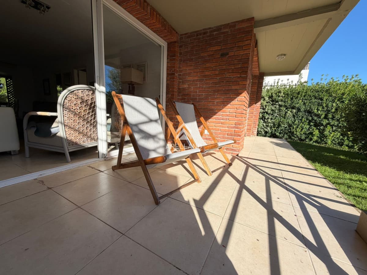 Apartamento ID.6113 - Venta Apartamento 1 dormitorio en Rincón del Indio, a 1 cuadra del mar