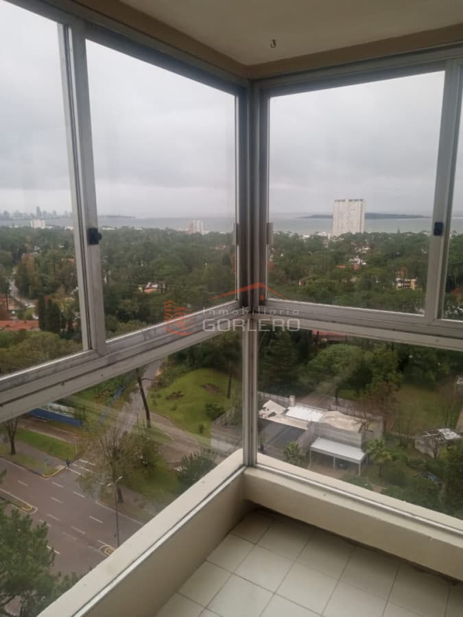 Apto en Venta con 3 dormitorios semipiso