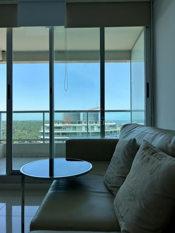Apartamento en Alquiler temporal en Punta del Este, Roosevelt