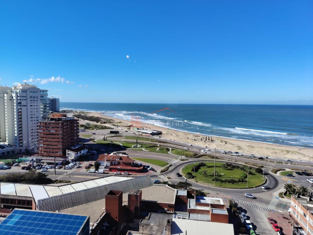 Venta Frente al mar 3 dormit mas dep. con baño precio insuperable !!!!