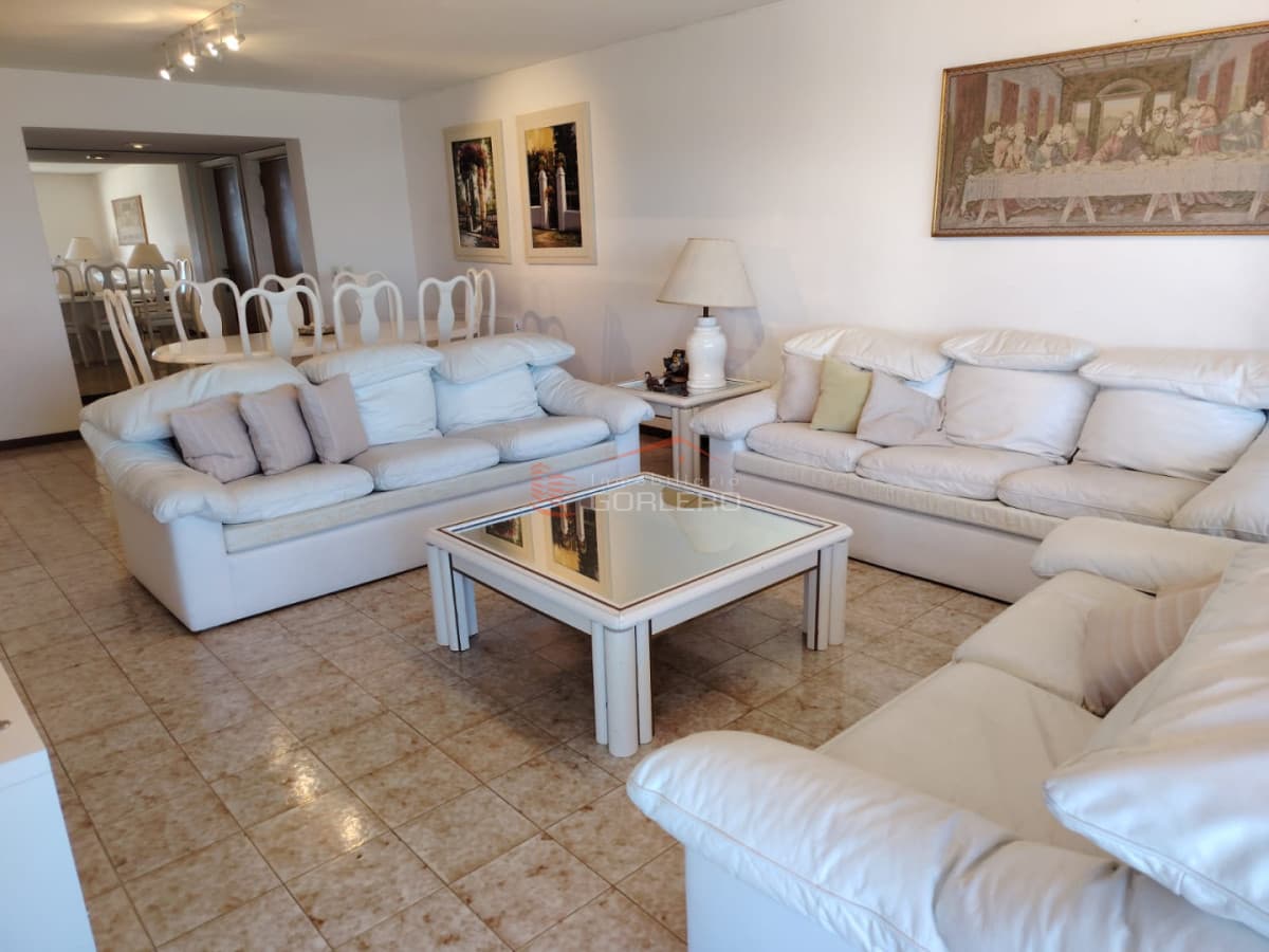 Venta Frente al mar 3 dormit mas dep. con baño precio insuperable !!!!