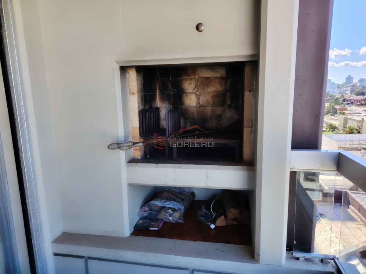Apto con excelente vista y ubicacion  en venta  OPORTUNIDAD !!!!