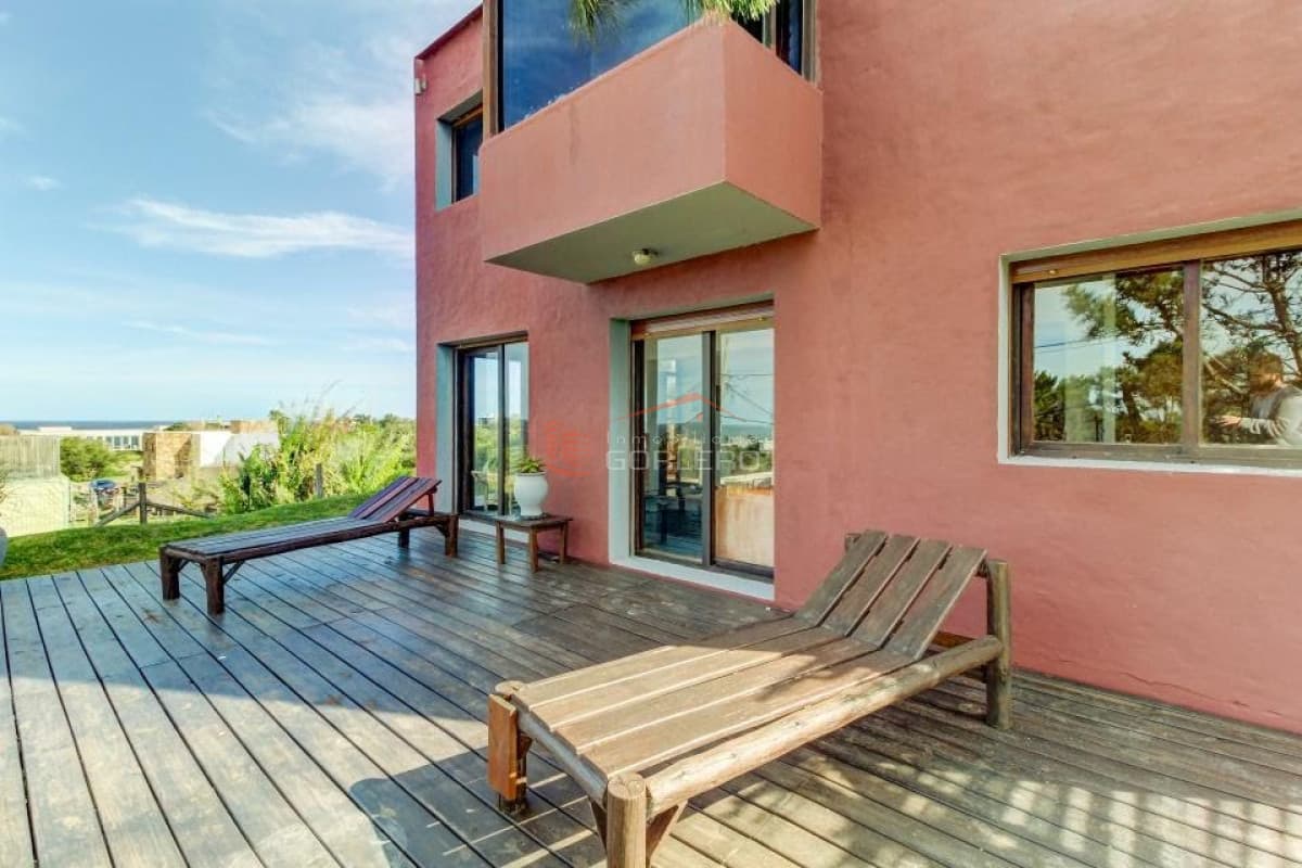 Casa en venta en El Chorro - Manantiales - Inmobiliaria Gorlero