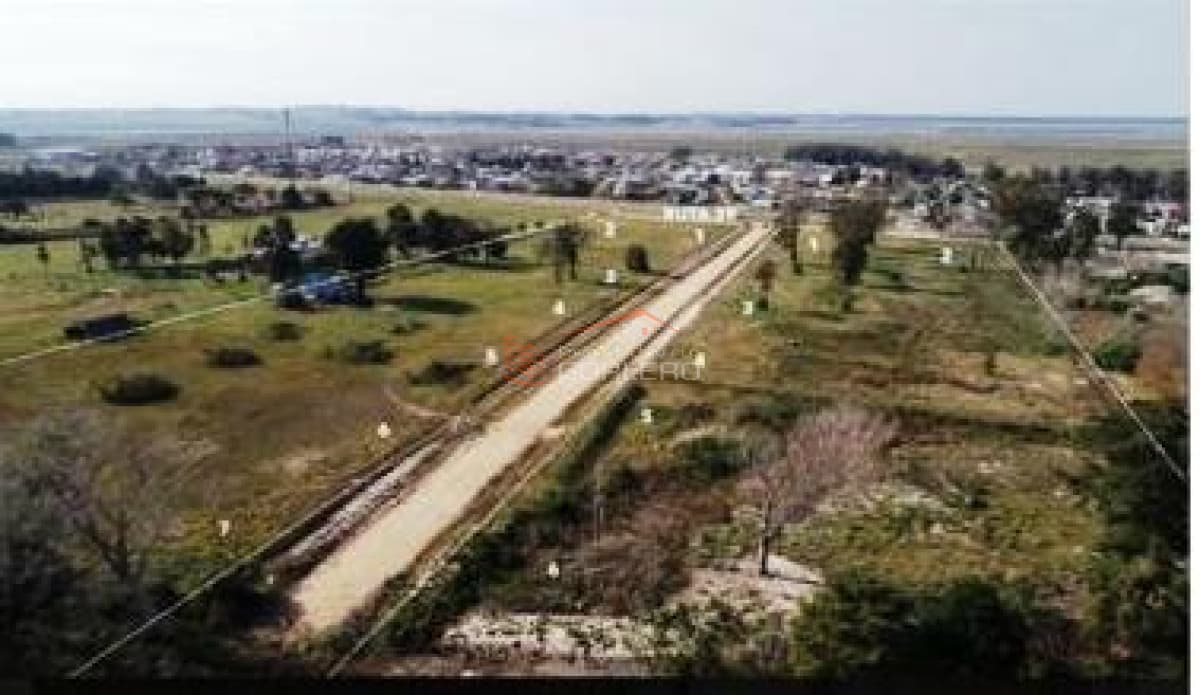 Excelente terreno a la venta a pocos km de Punta del Este y Maldonado, ideal logísitca - Inmobiliaria Gorlero