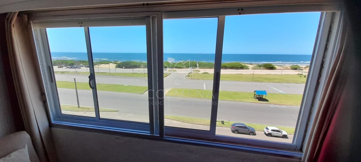 Venta  y Alquiler de temporada de Apartamento en 1era línea Brava, 1 dormitorio y medio