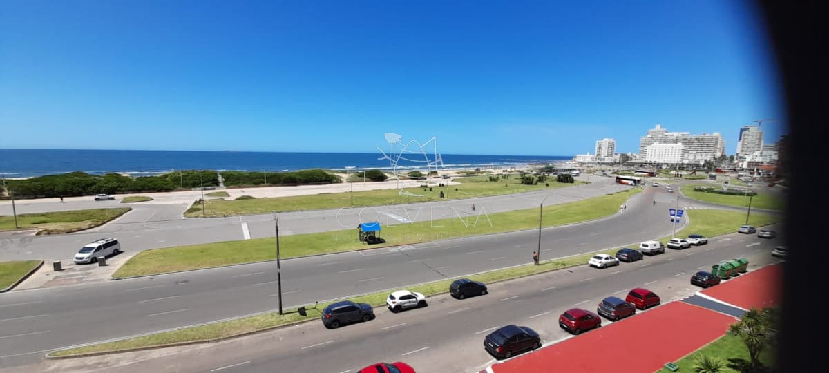 Venta  y Alquiler de temporada de Apartamento en 1era línea Brava, 1 dormitorio y medio