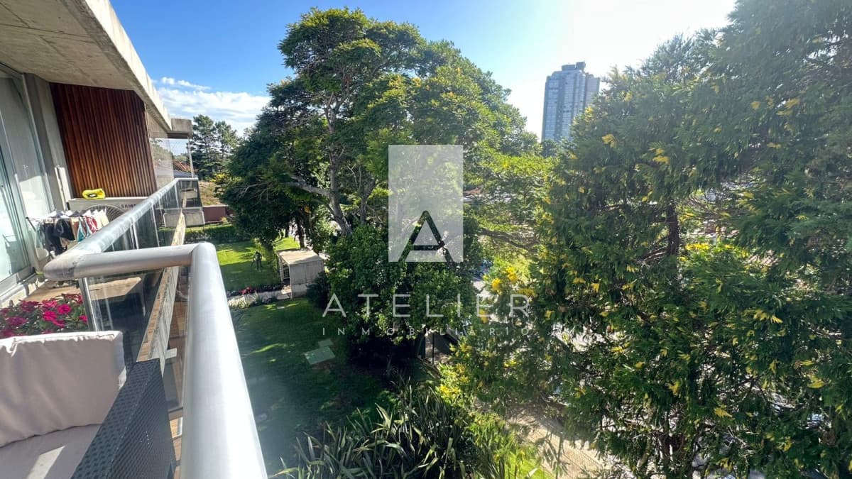 Venta de apartamentos 2 dormitorios, playa mansa , Punta del Este