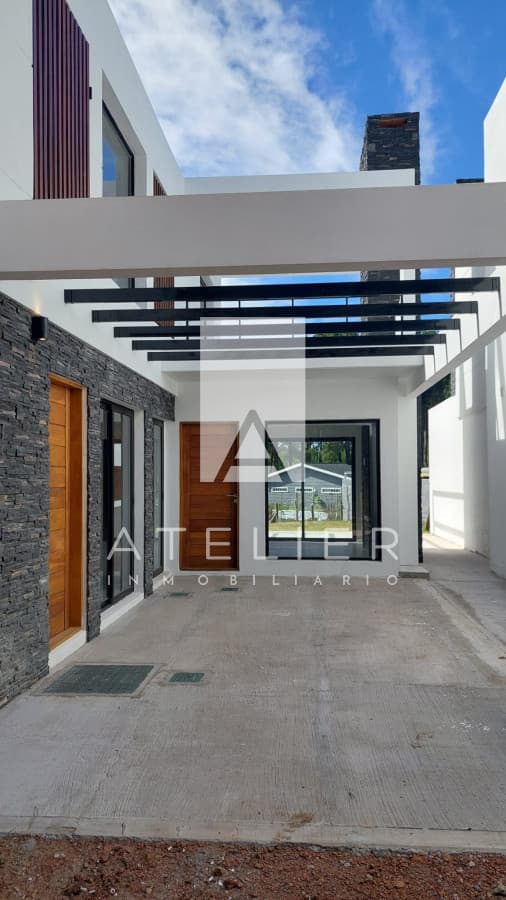 Casa duplex a estrenar, Parque Burett