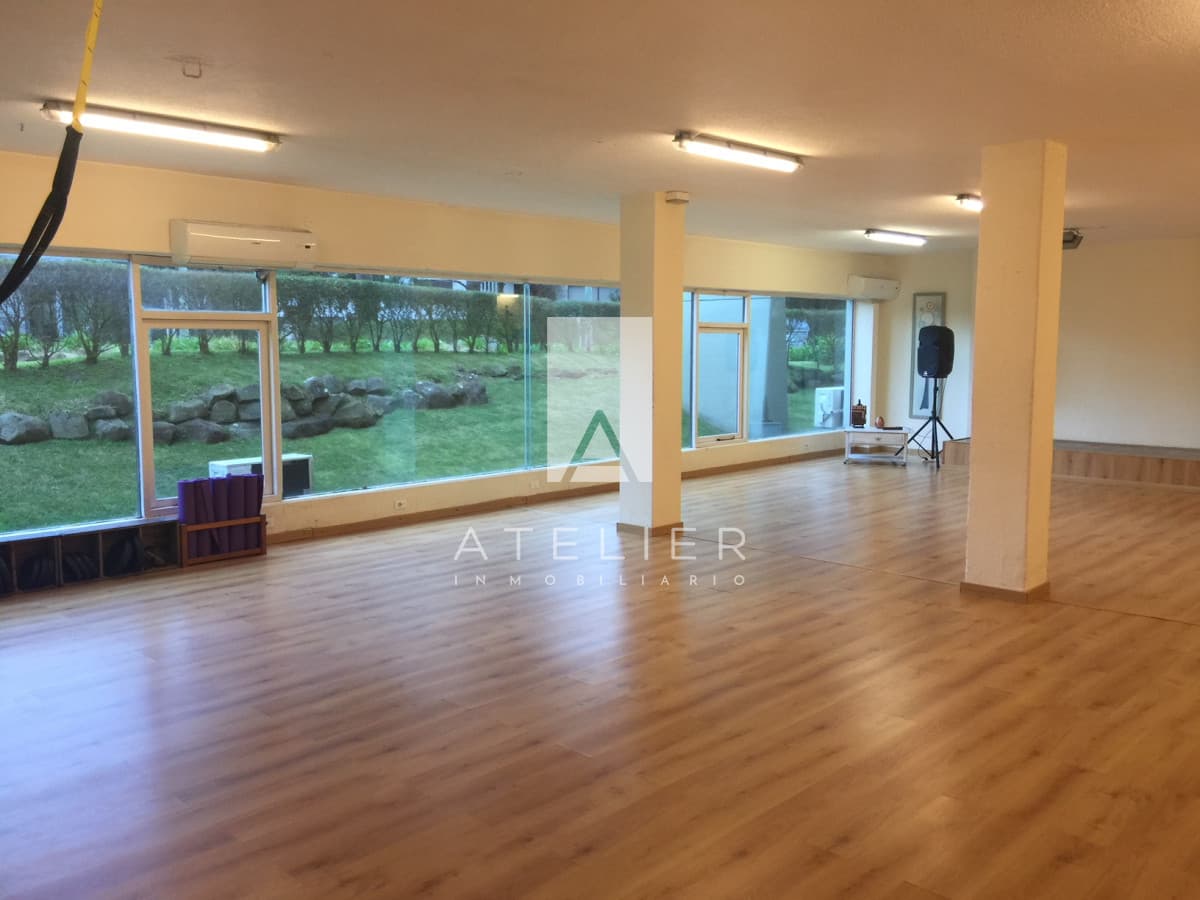 Venta de local comercial, Av. Roosevelt, Punta del Este