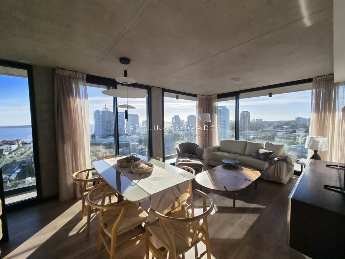 Venta de Apartamento 3 Dormitorios - Torres del Este - Punta del Este