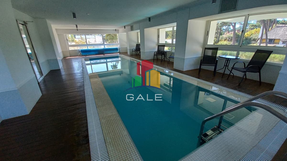 Gale Propiedades & Escribanía Apartamento ID.897 - Apartamento en venta de un dormitorio sobre Roosevelt - Punta del Este