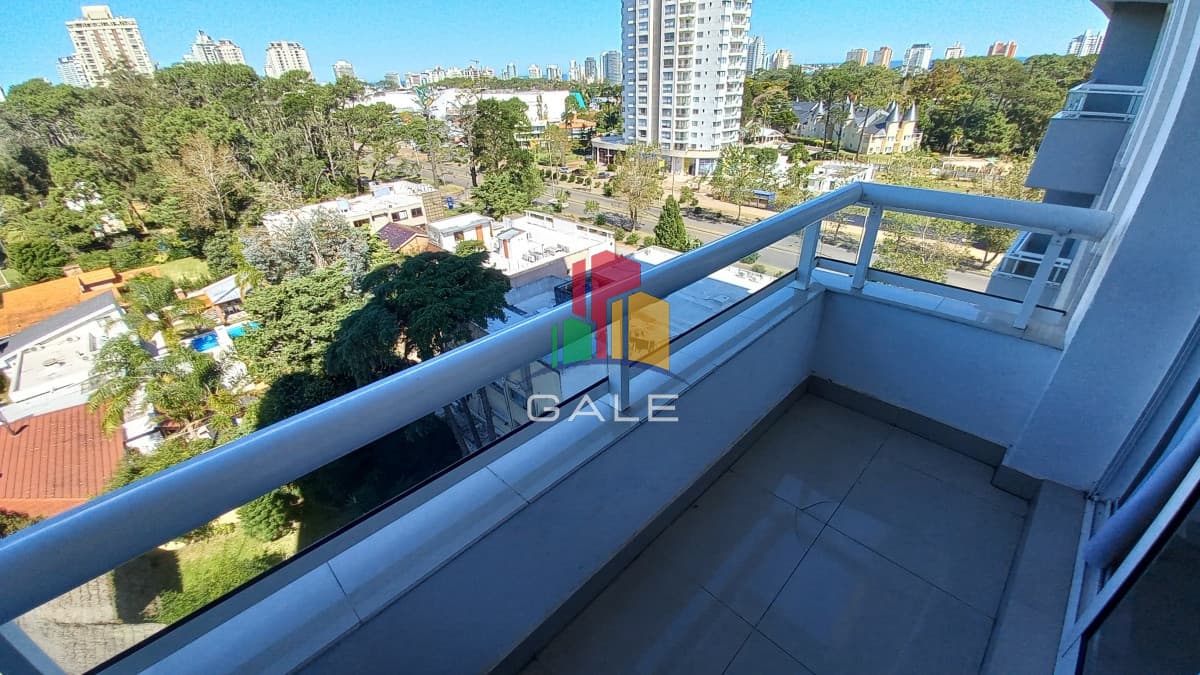 Gale Propiedades & Escribanía Apartamento ID.897 - Apartamento en venta de un dormitorio sobre Roosevelt - Punta del Este